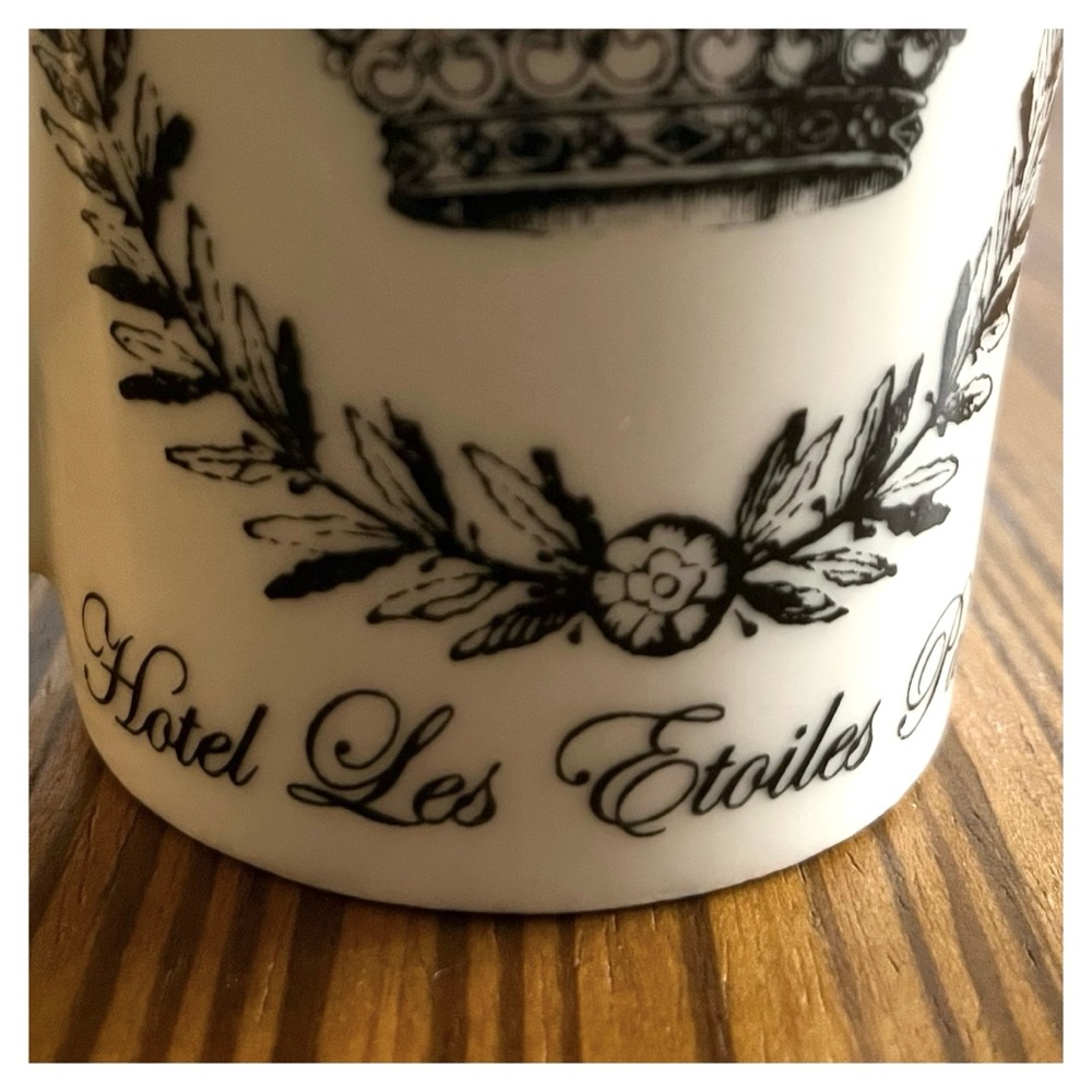 222 Fifth "Les Etoiles Crown" Porcelain Coffee/Tea Mug - Picture 4 of 10